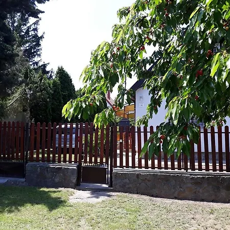 Guest house Szilva Fertohomok